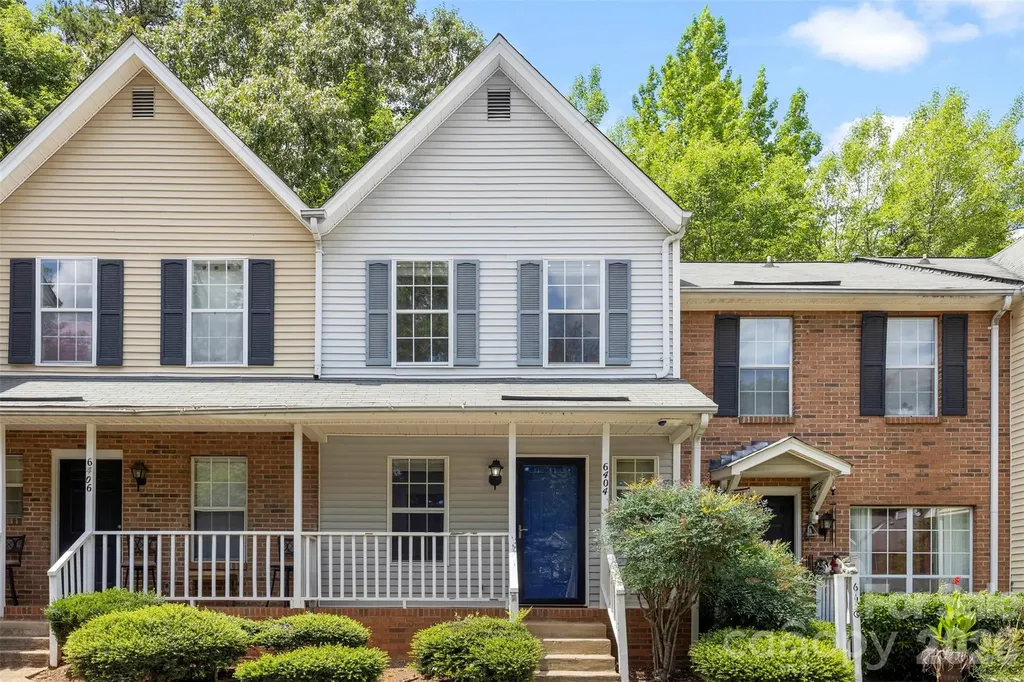6404 Windsor Gate Lane Charlotte NC 28215