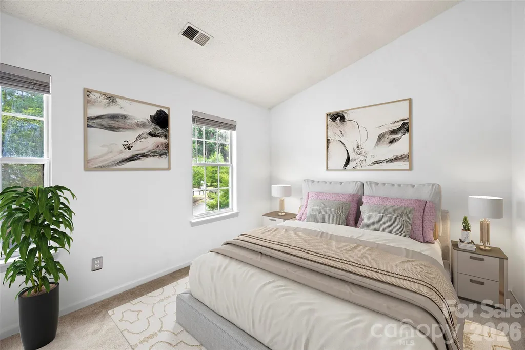 6404 Windsor Gate Lane Charlotte NC 28215