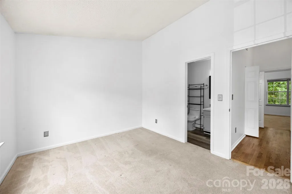 6404 Windsor Gate Lane Charlotte NC 28215