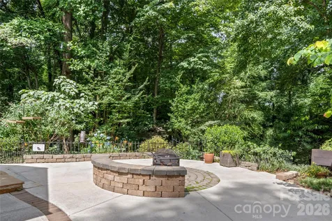 1889 Faculty Drive Winston Salem NC 27106