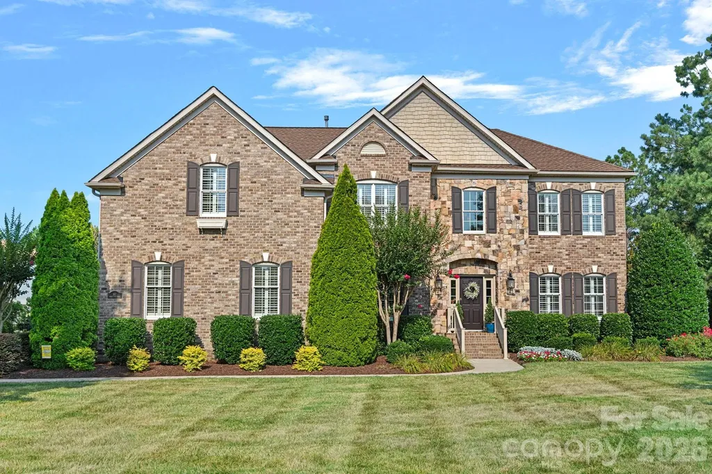 817 Wheatfield Drive Waxhaw NC 28173