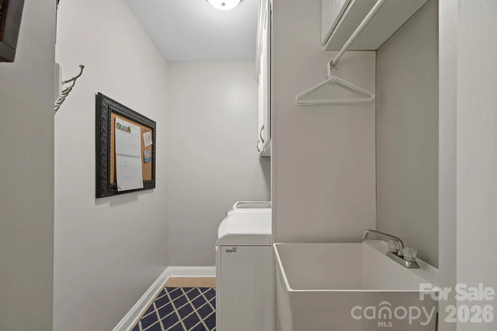 817 Wheatfield Drive Waxhaw NC 28173