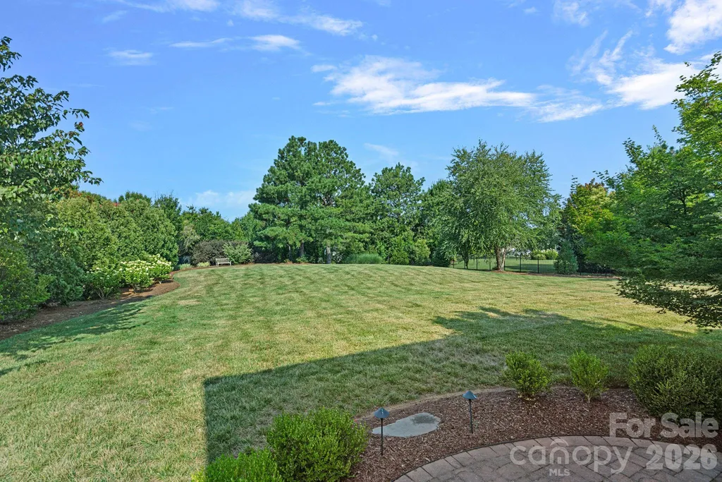 817 Wheatfield Drive Waxhaw NC 28173