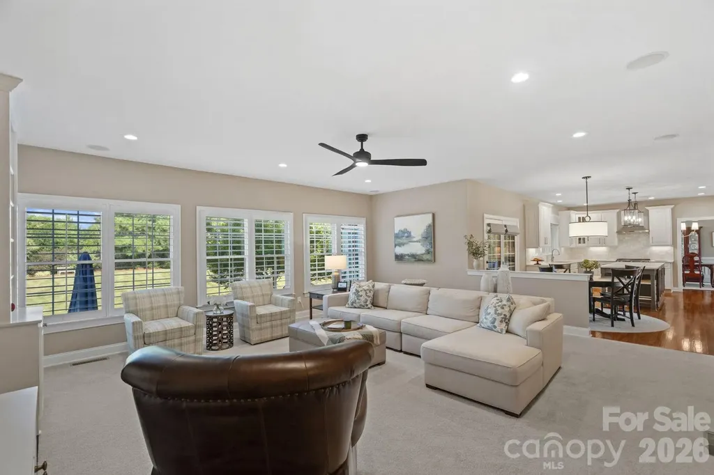 817 Wheatfield Drive Waxhaw NC 28173