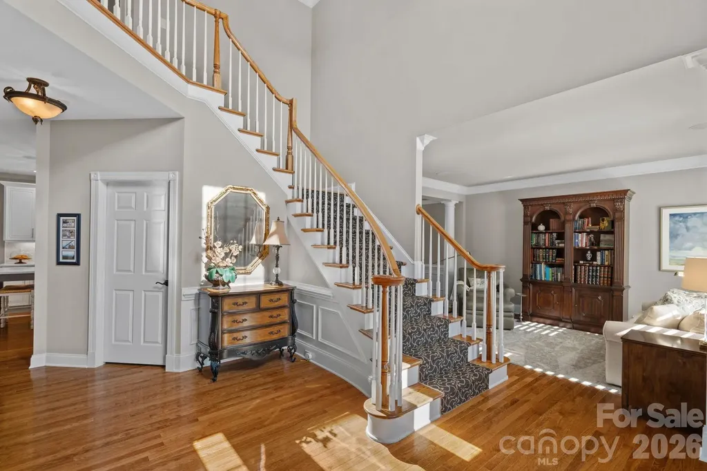 817 Wheatfield Drive Waxhaw NC 28173