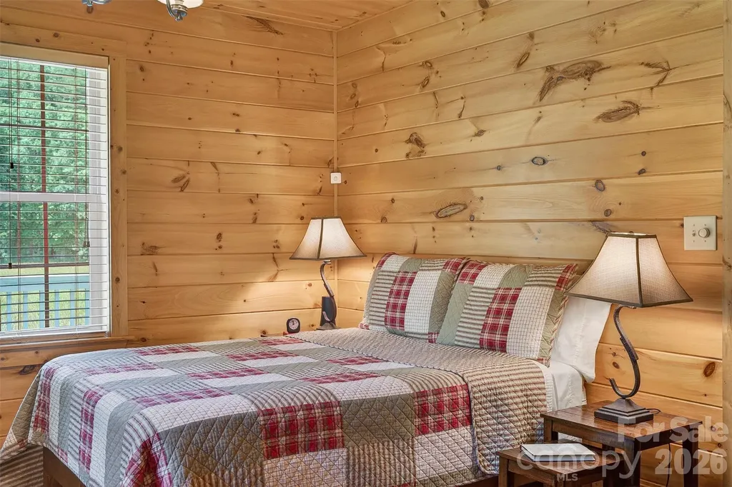 243 Riversound Village Hayesville NC 28904