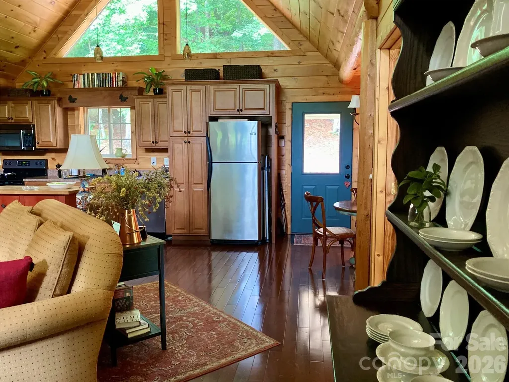 243 Riversound Village Hayesville NC 28904