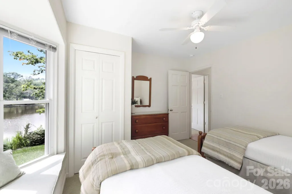211 Rhododendron Avenue Black Mountain NC 28711