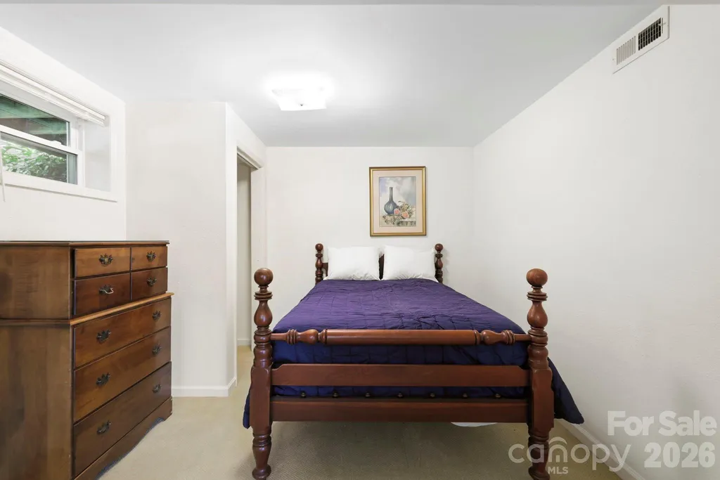 211 Rhododendron Avenue Black Mountain NC 28711