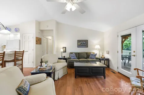 211 Rhododendron Avenue Black Mountain NC 28711