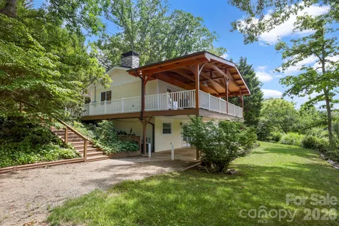 211 Rhododendron Avenue Black Mountain NC 28711