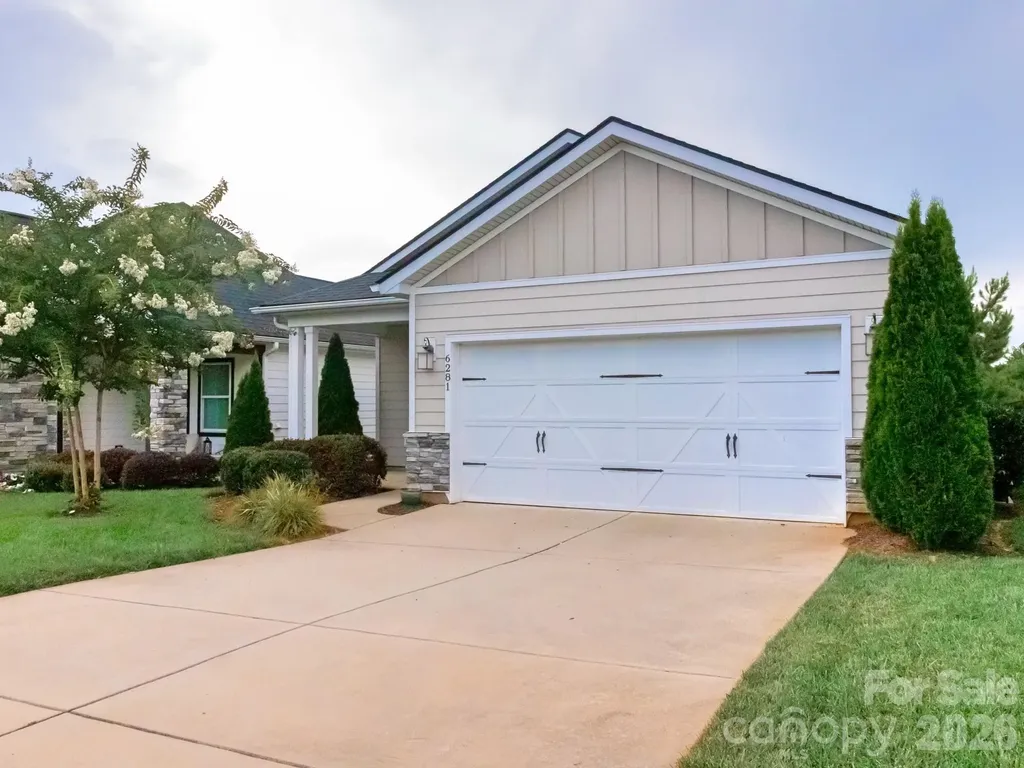 6281 Raven Rock Drive Denver NC 28037