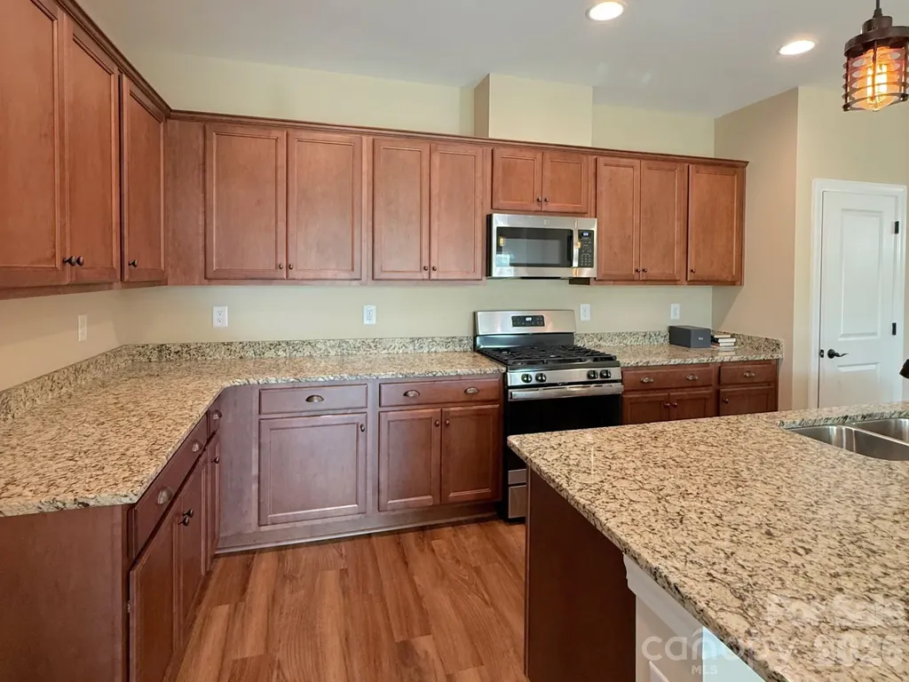 6281 Raven Rock Drive Denver NC 28037