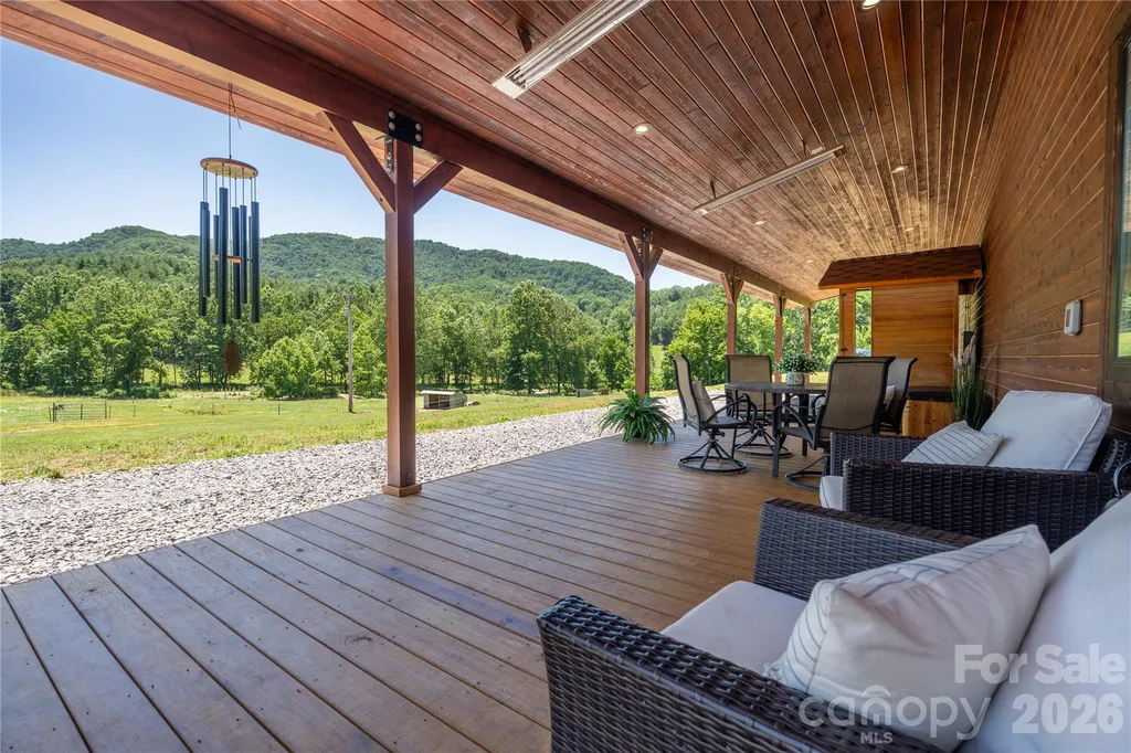 793 State Highway 197 South Burnsville NC 28714