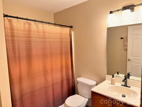5 Springmill Drive Asheville NC 28806