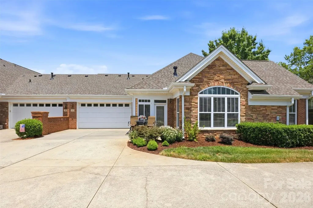2676 Bellasera Way Matthews NC 28105