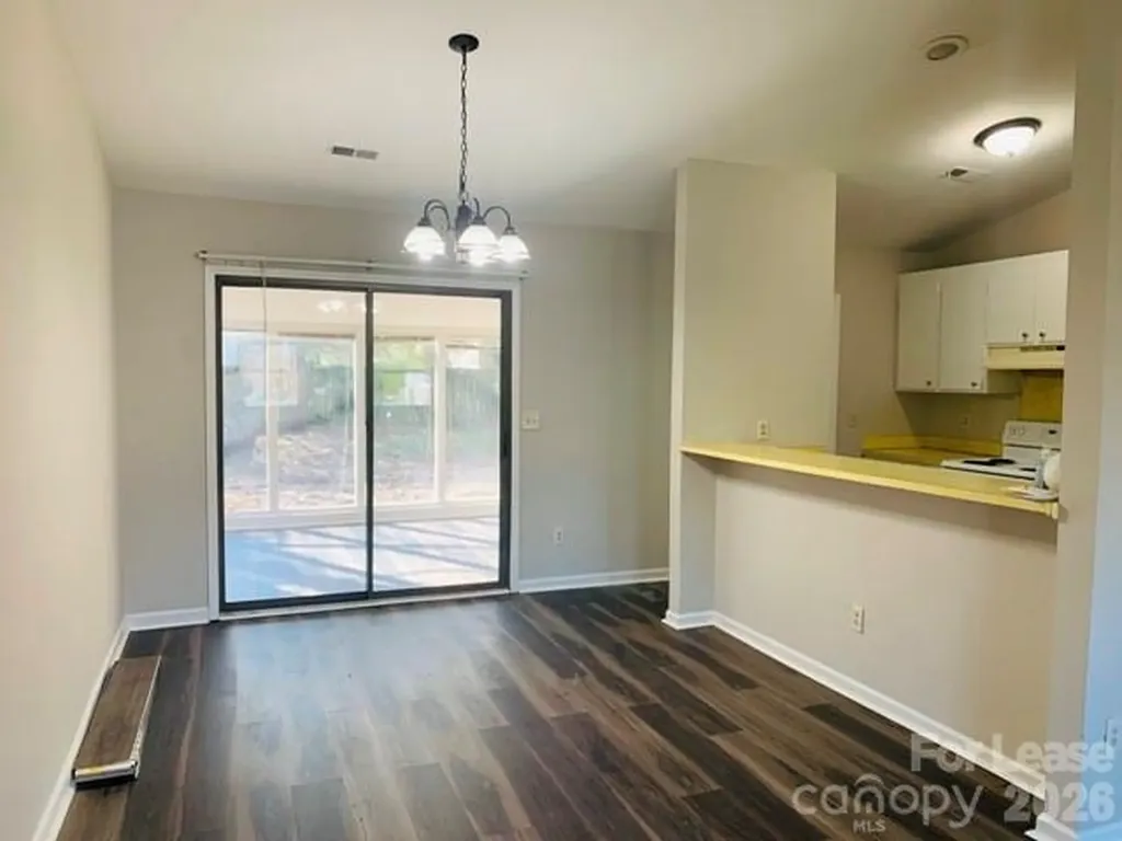 2601 Dion Avenue Charlotte NC 28212