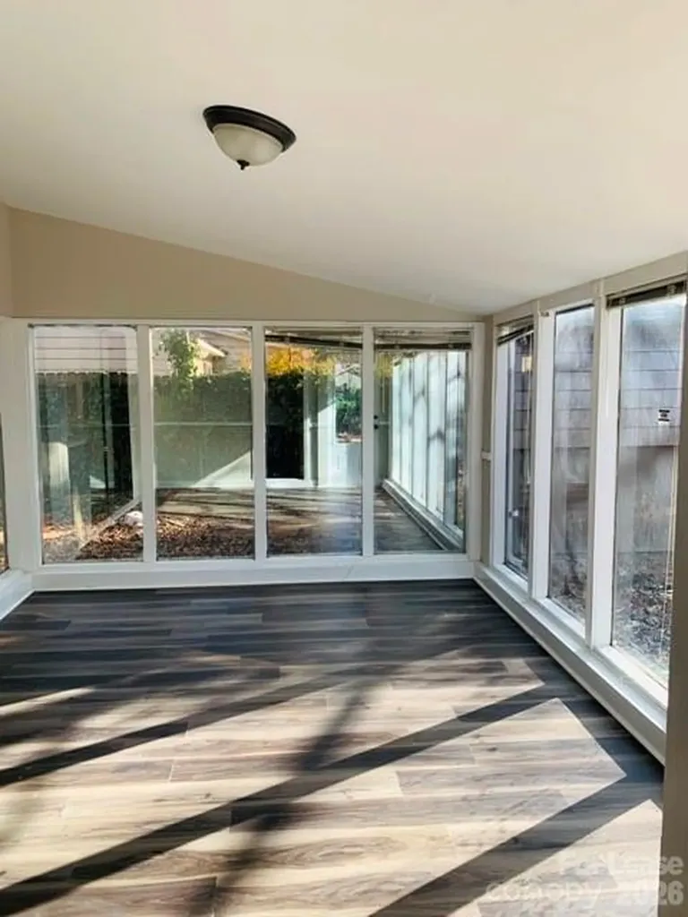 2601 Dion Avenue Charlotte NC 28212