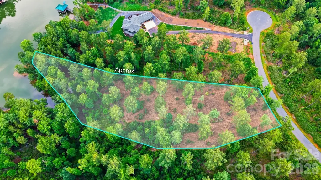3283 Pyramid Peak Trail Connelly Springs NC 28612