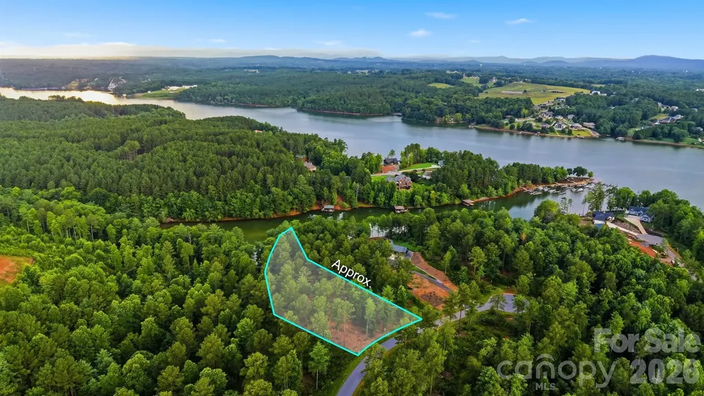 3283 Pyramid Peak Trail Connelly Springs NC 28612