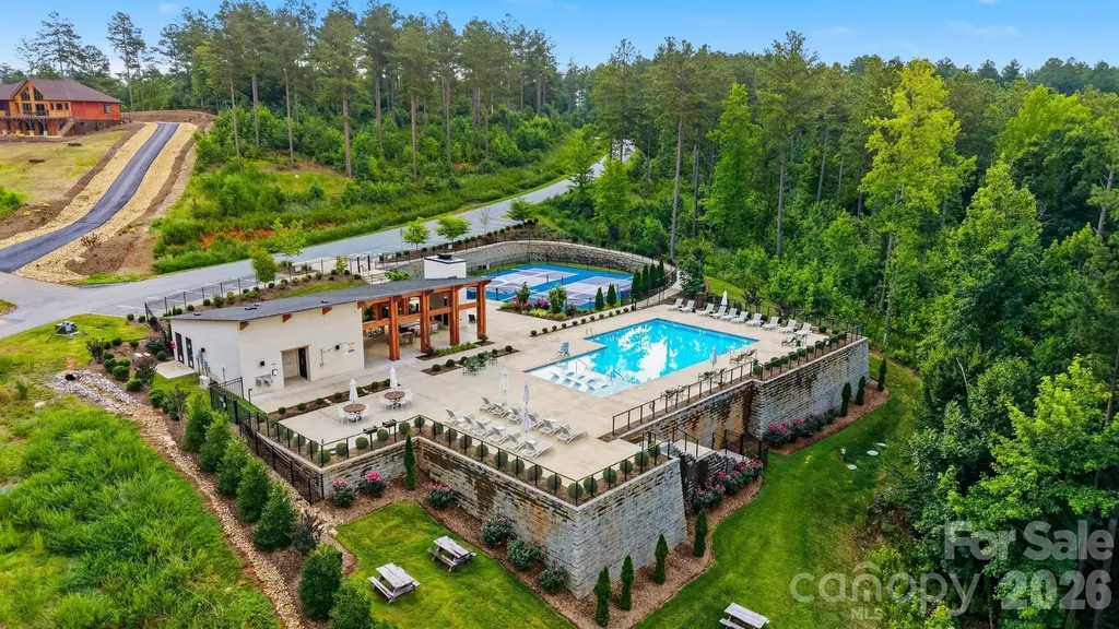 3283 Pyramid Peak Trail Connelly Springs NC 28612