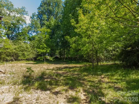 27 Shep Drive Mills River NC 29759