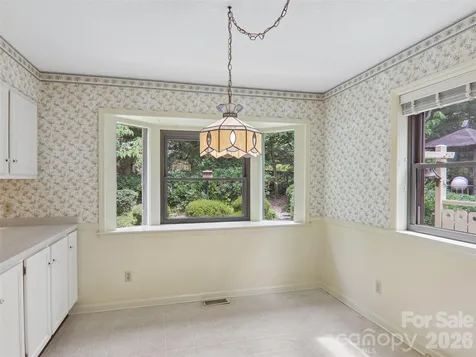 1 Bridle Path Court Hendersonville NC 28791