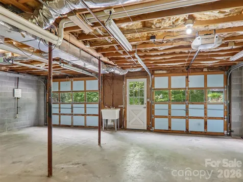 1 Bridle Path Court Hendersonville NC 28791
