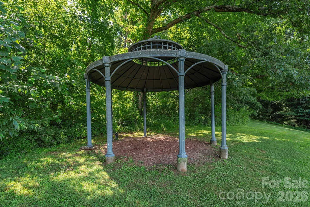 34 Joy Hughes Lane Leicester NC 28748