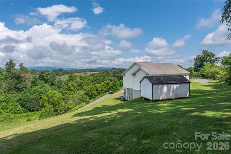 34 Joy Hughes Lane Leicester NC 28748