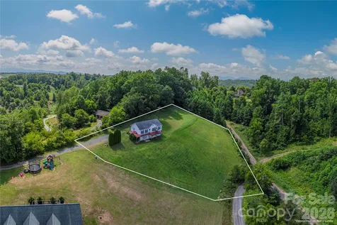 34 Joy Hughes Lane Leicester NC 28748