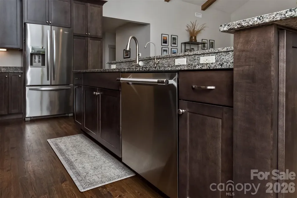 157 Copper Valley Lane Hendersonville NC 28739
