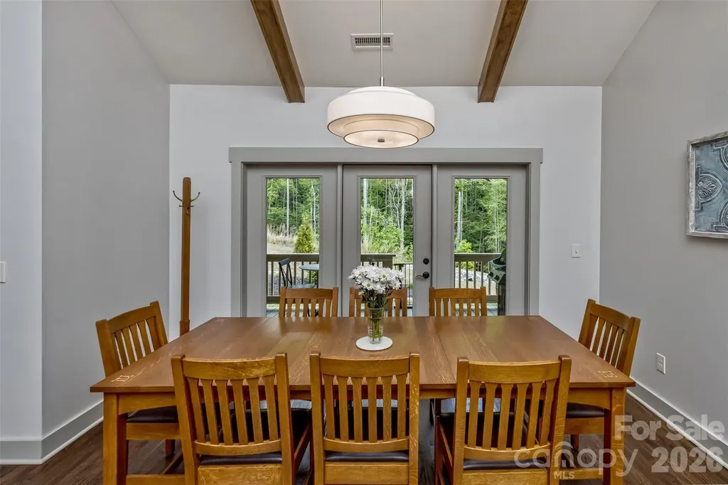 157 Copper Valley Lane Hendersonville NC 28739
