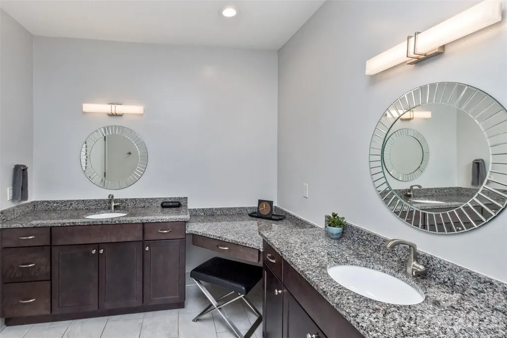 157 Copper Valley Lane Hendersonville NC 28739
