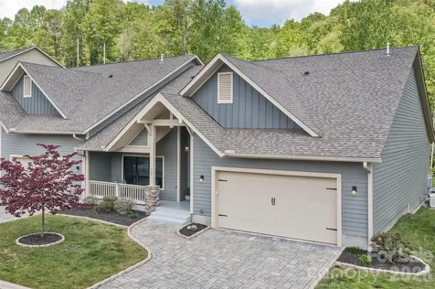 157 Copper Valley Lane Hendersonville NC 28739