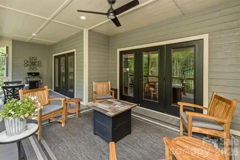 157 Copper Valley Lane Hendersonville NC 28739