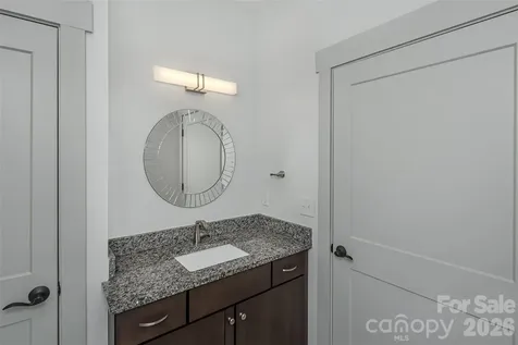 157 Copper Valley Lane Hendersonville NC 28739