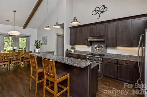 157 Copper Valley Lane Hendersonville NC 28739