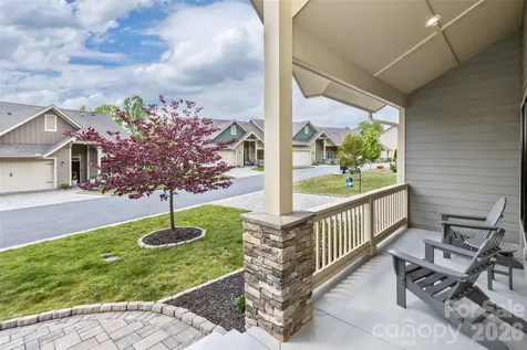 157 Copper Valley Lane Hendersonville NC 28739