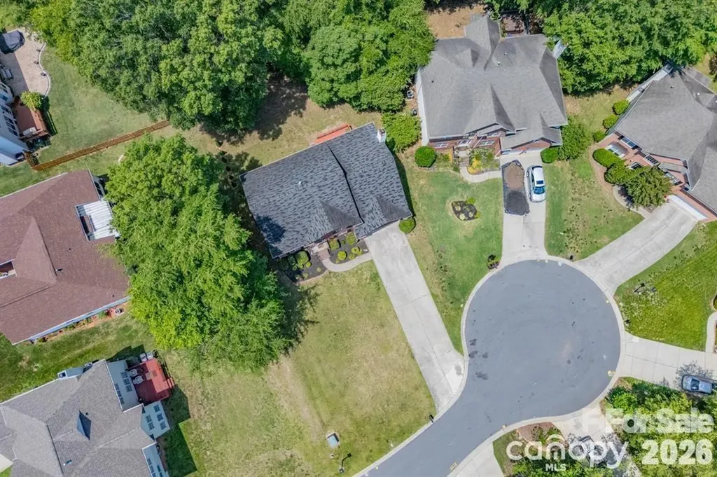11005 Chilcomb Court Charlotte NC 28262
