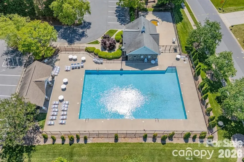 11005 Chilcomb Court Charlotte NC 28262