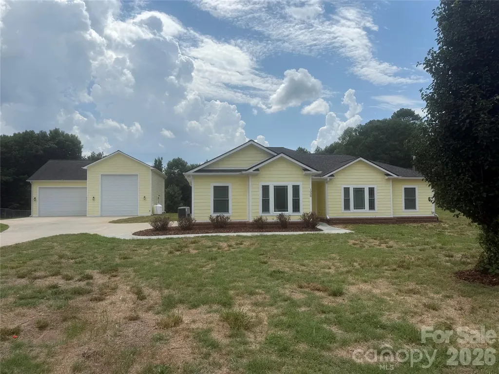 1038 Steel Bridge Road Mooresboro NC 28114