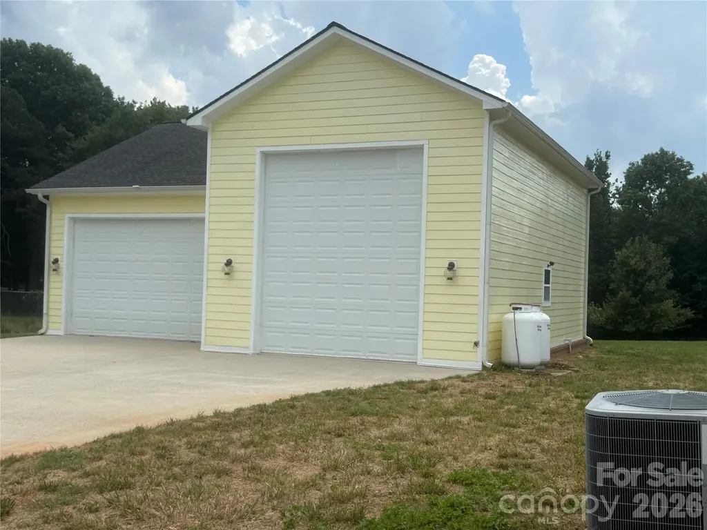 1038 Steel Bridge Road Mooresboro NC 28114