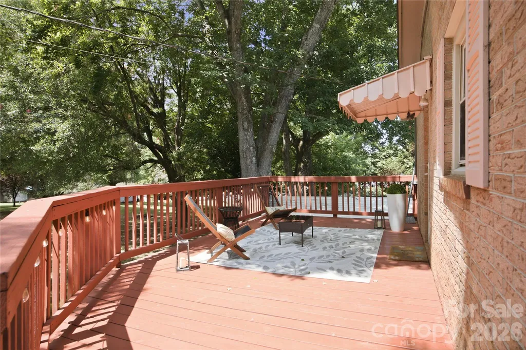 4821 Raleigh Street Conover NC 28613