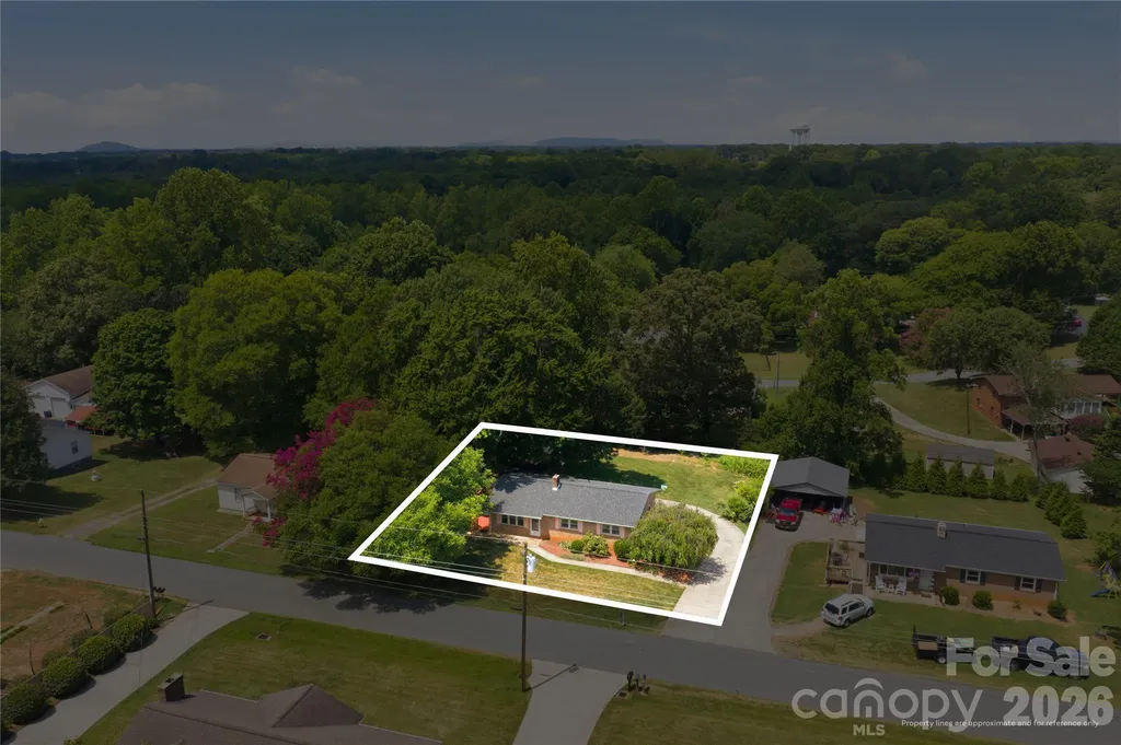 4821 Raleigh Street Conover NC 28613