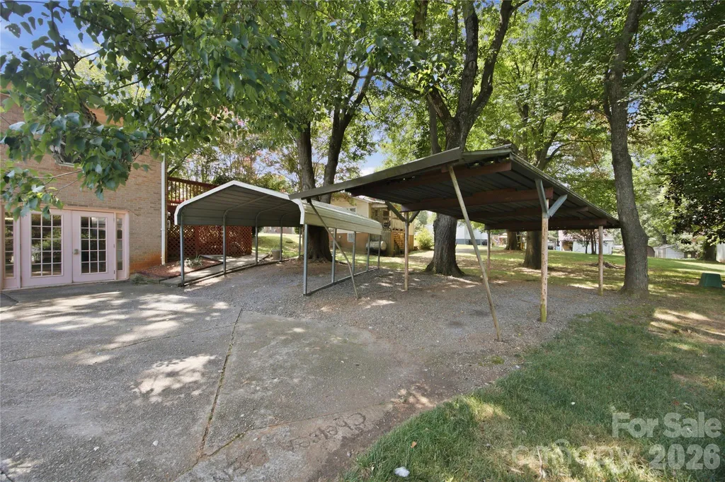 4821 Raleigh Street Conover NC 28613