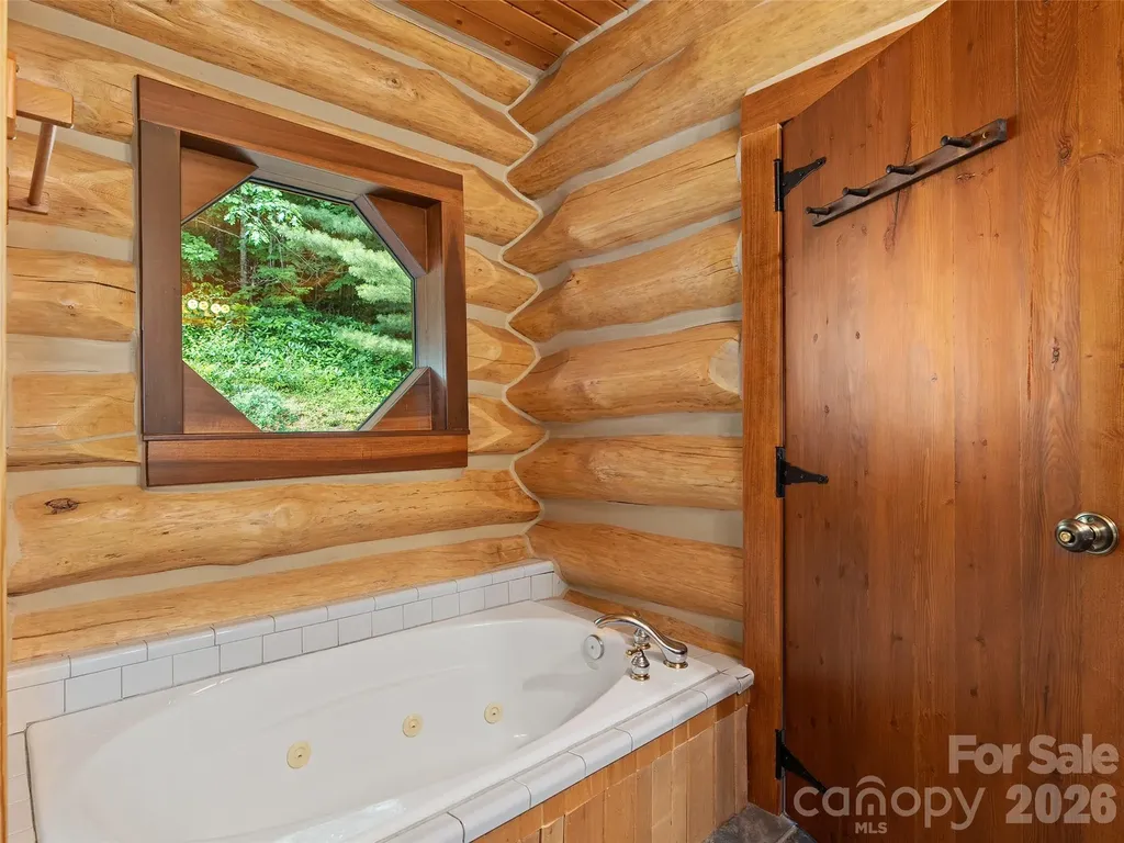 220 Mica Mine Road Waynesville NC 28786