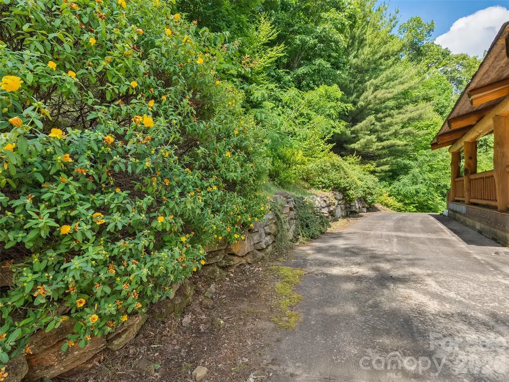 220 Mica Mine Road Waynesville NC 28786