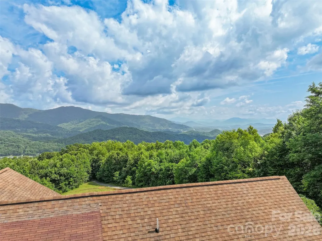 220 Mica Mine Road Waynesville NC 28786