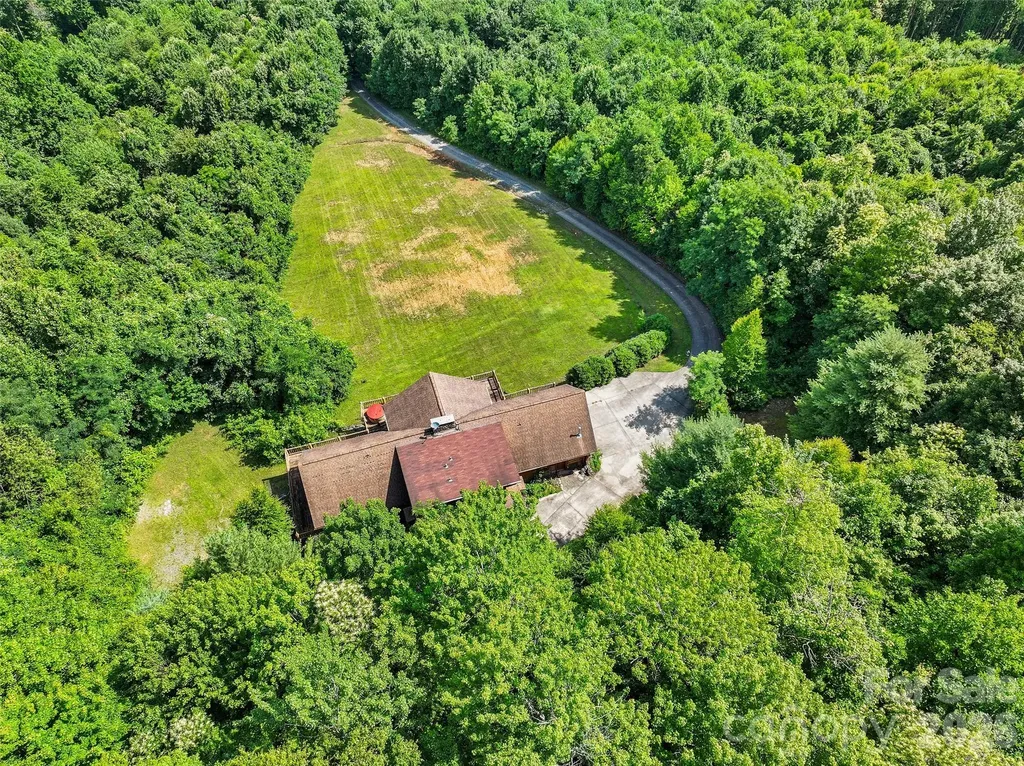 220 Mica Mine Road Waynesville NC 28786